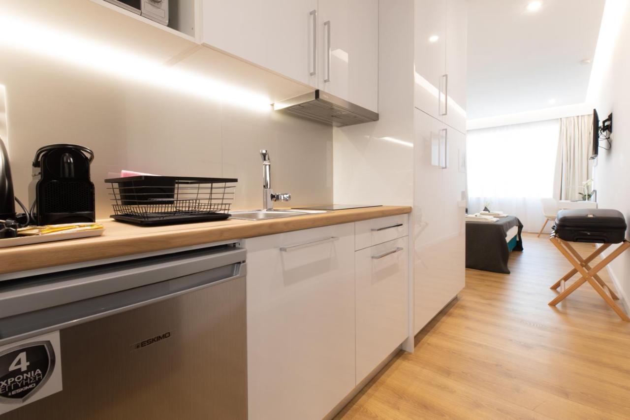 Minimal Apartment In Plaka Atina Dış mekan fotoğraf